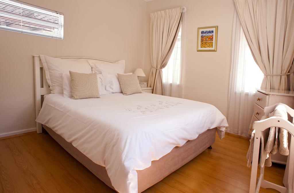 Squirrels Way Cottages 케이프타운 객실 사진